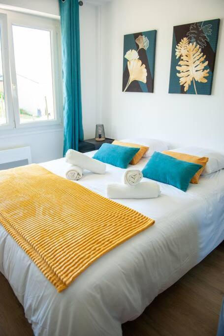 Appartement Proche Gare Routiere Fougeres Ngoại thất bức ảnh